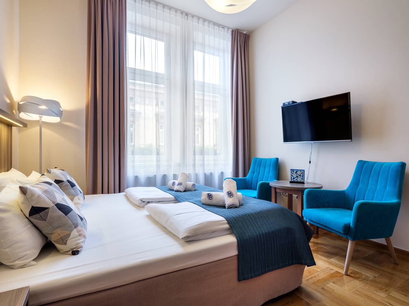 Kosmopolita-Rooms---Apartments-Room-22