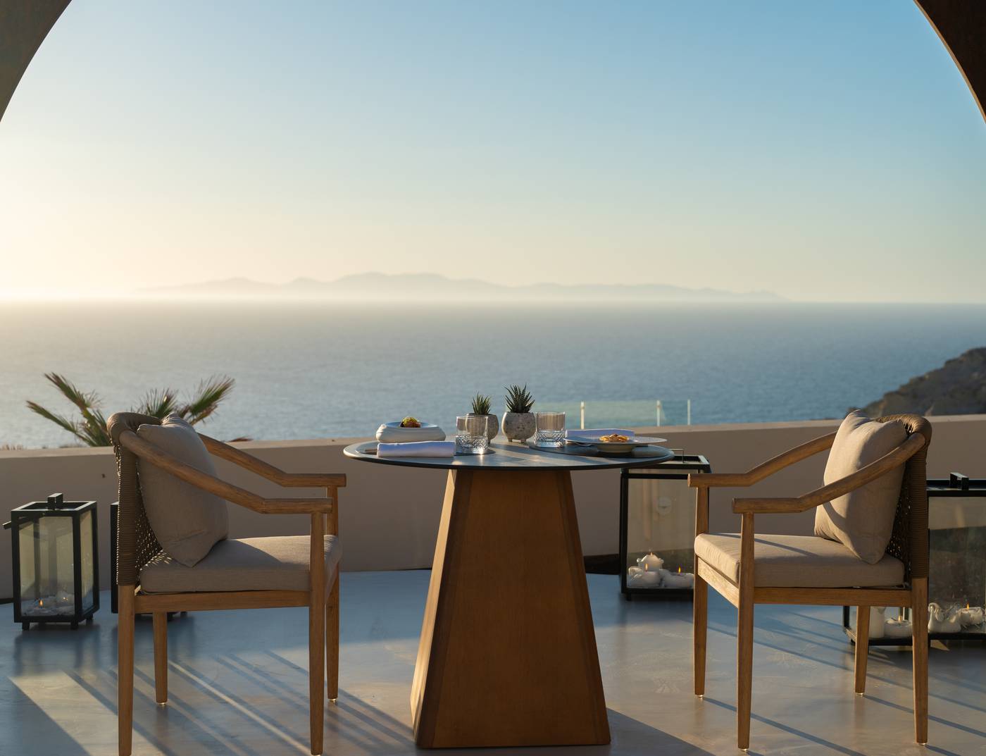 Santo Mine Oia Suites