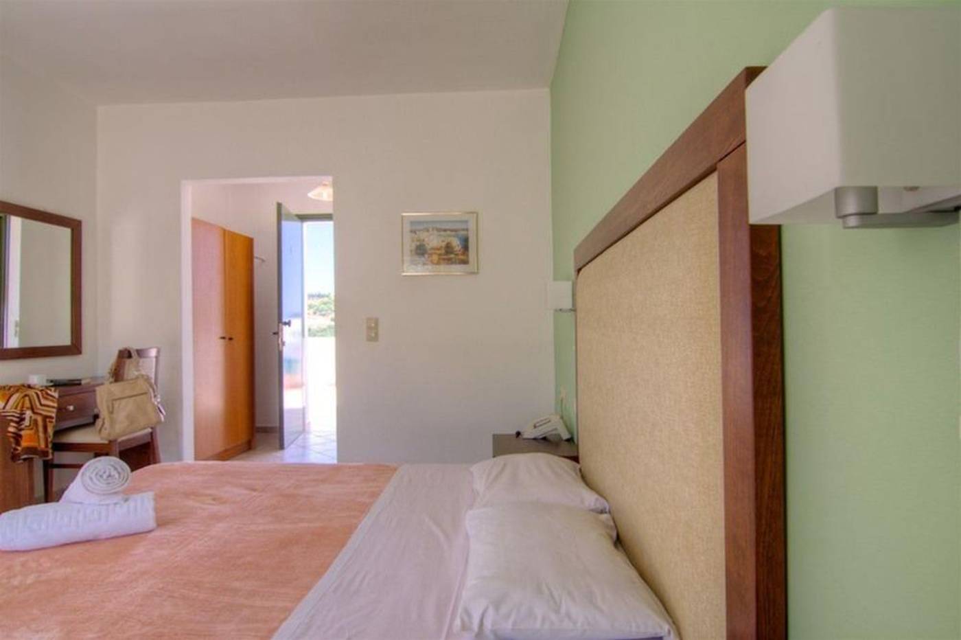 Xidas-Garden-Room-14