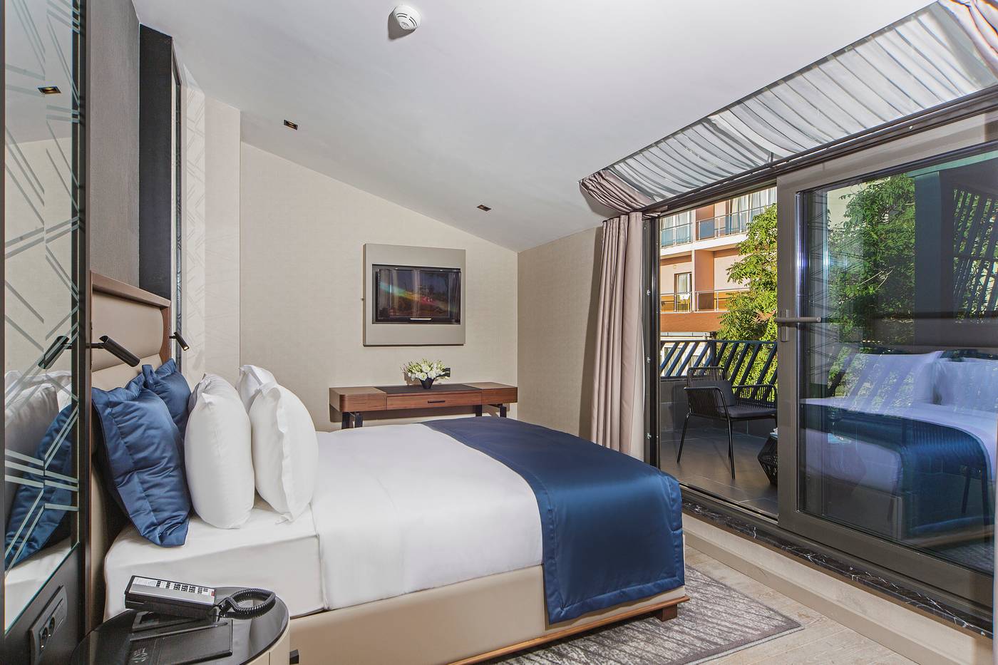 Arts-Hotel-Istanbul-Room-5