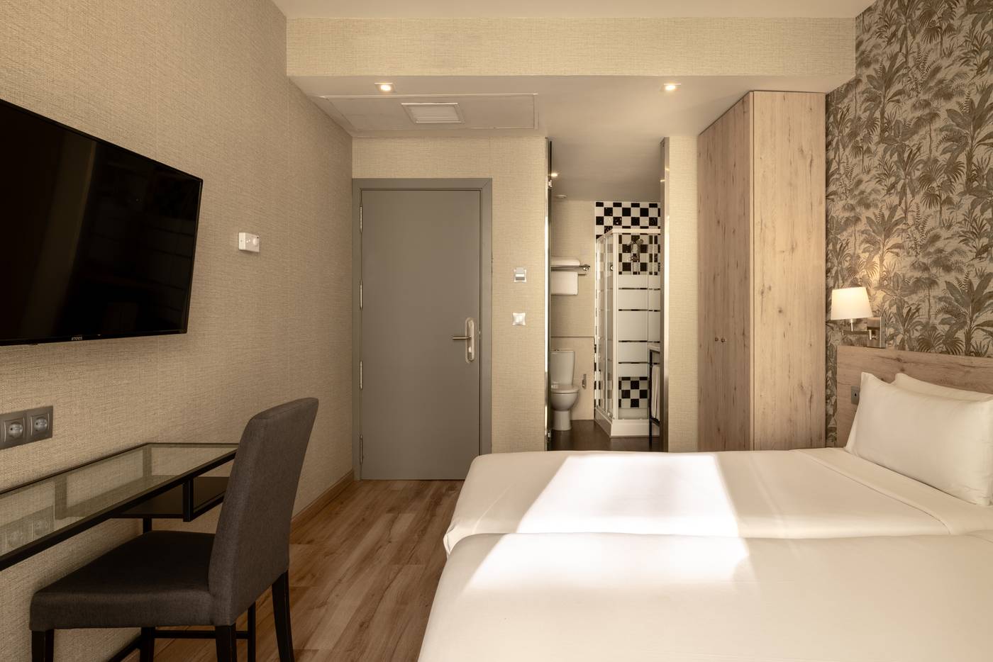 Avenida-Gran-Via-Room-11