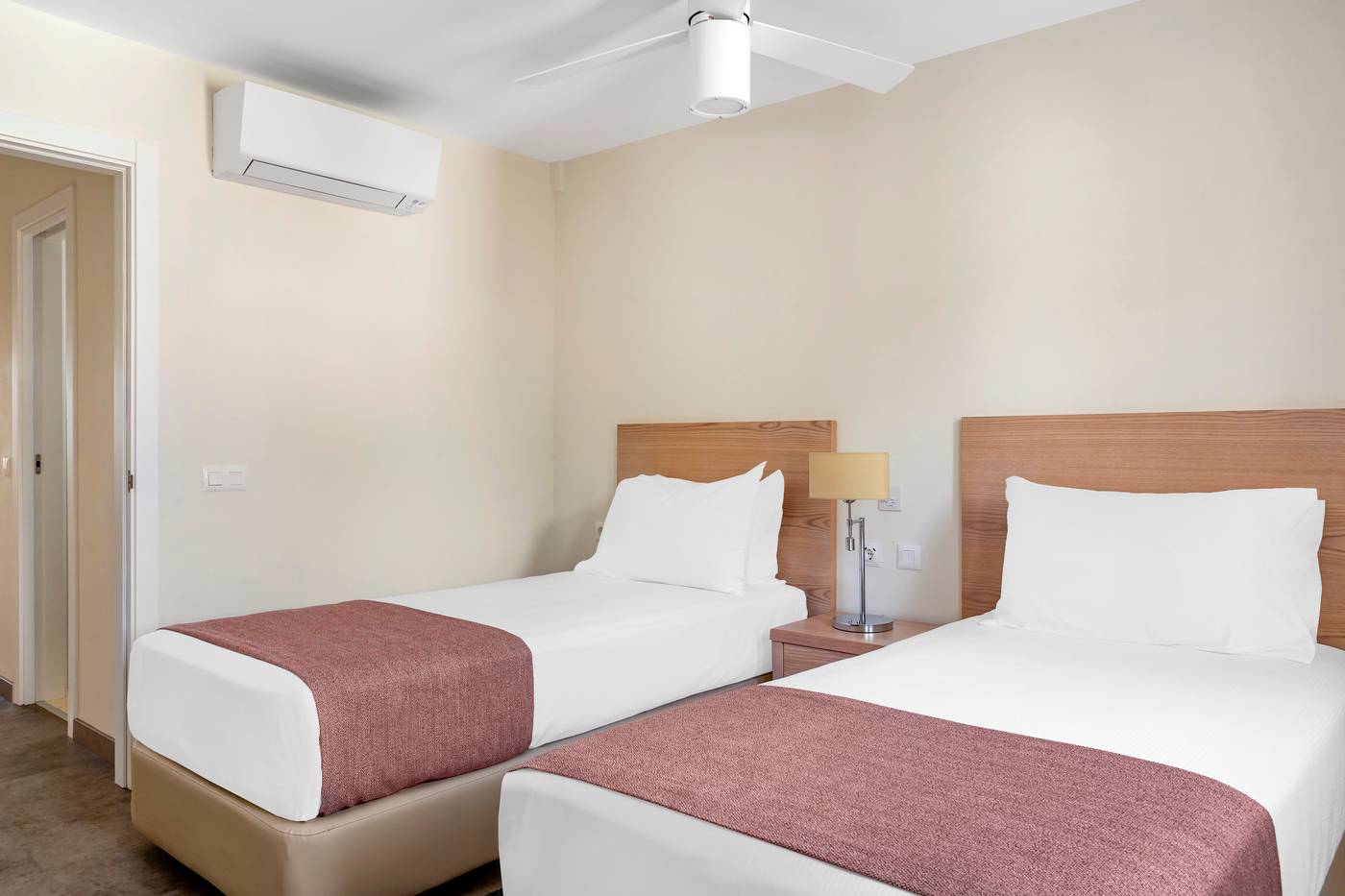 Sunset-Bay-Club-Room-25