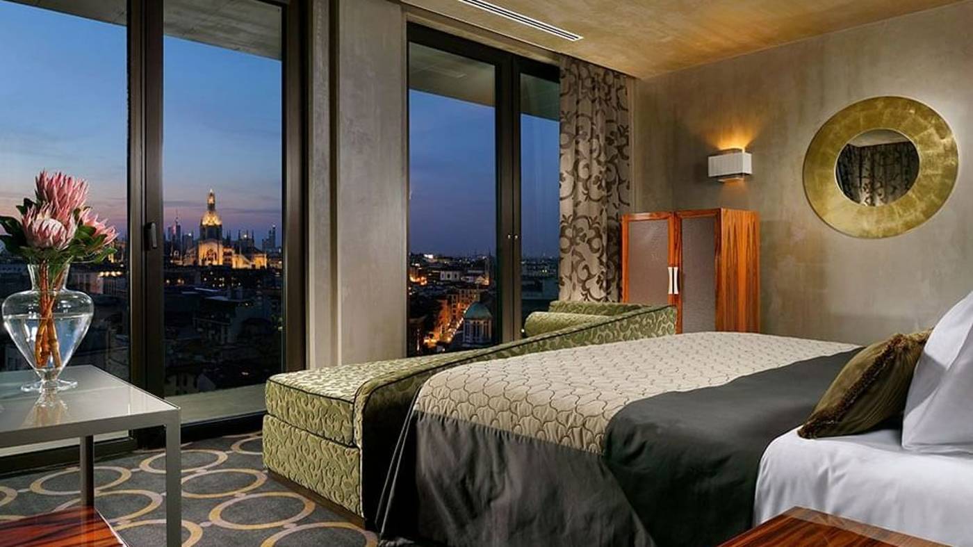 Uptown-Palace-Room-19