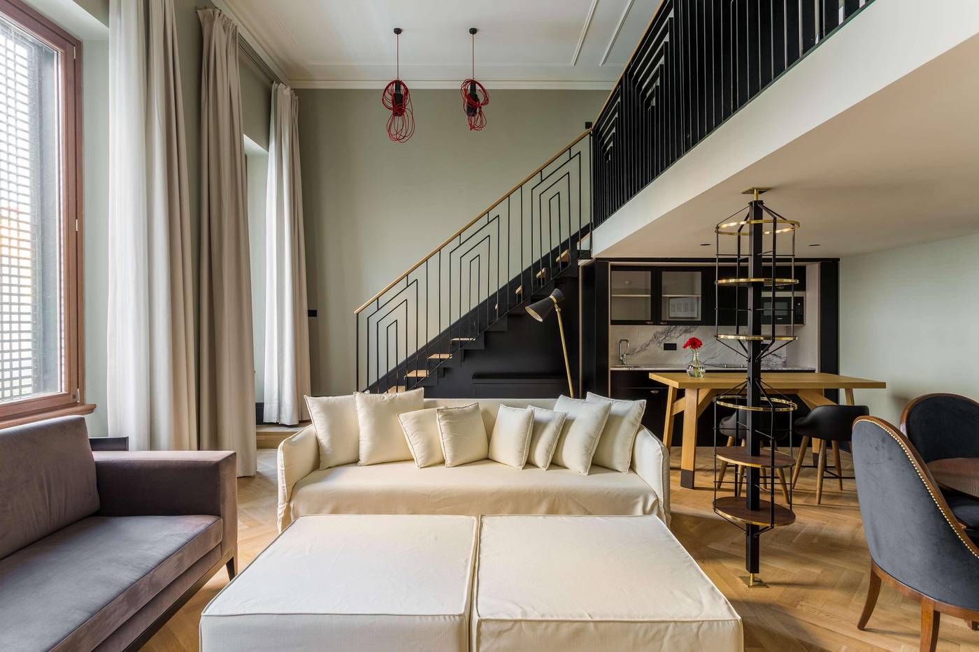 Room-Mate-Emir-Room-2