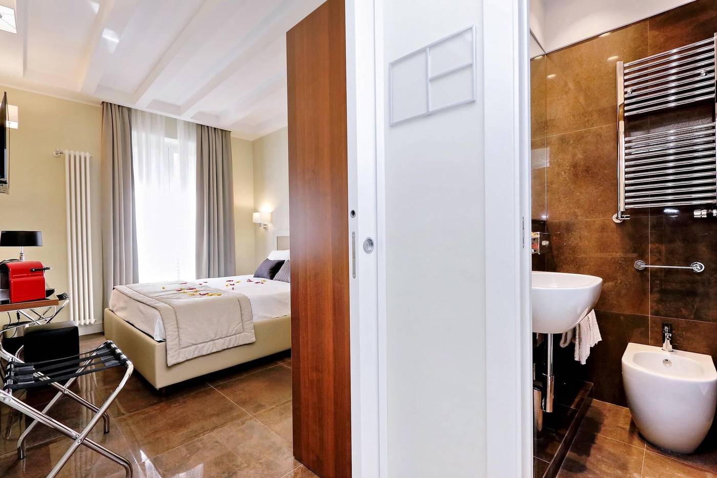 Piazza-Venezia-Grand-Suite-Room-26