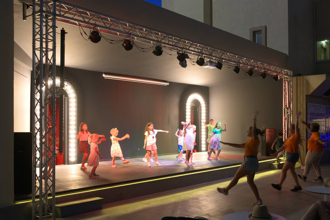 Sun-Beach-Resort-Complex-Sports-and-Entertainment-71