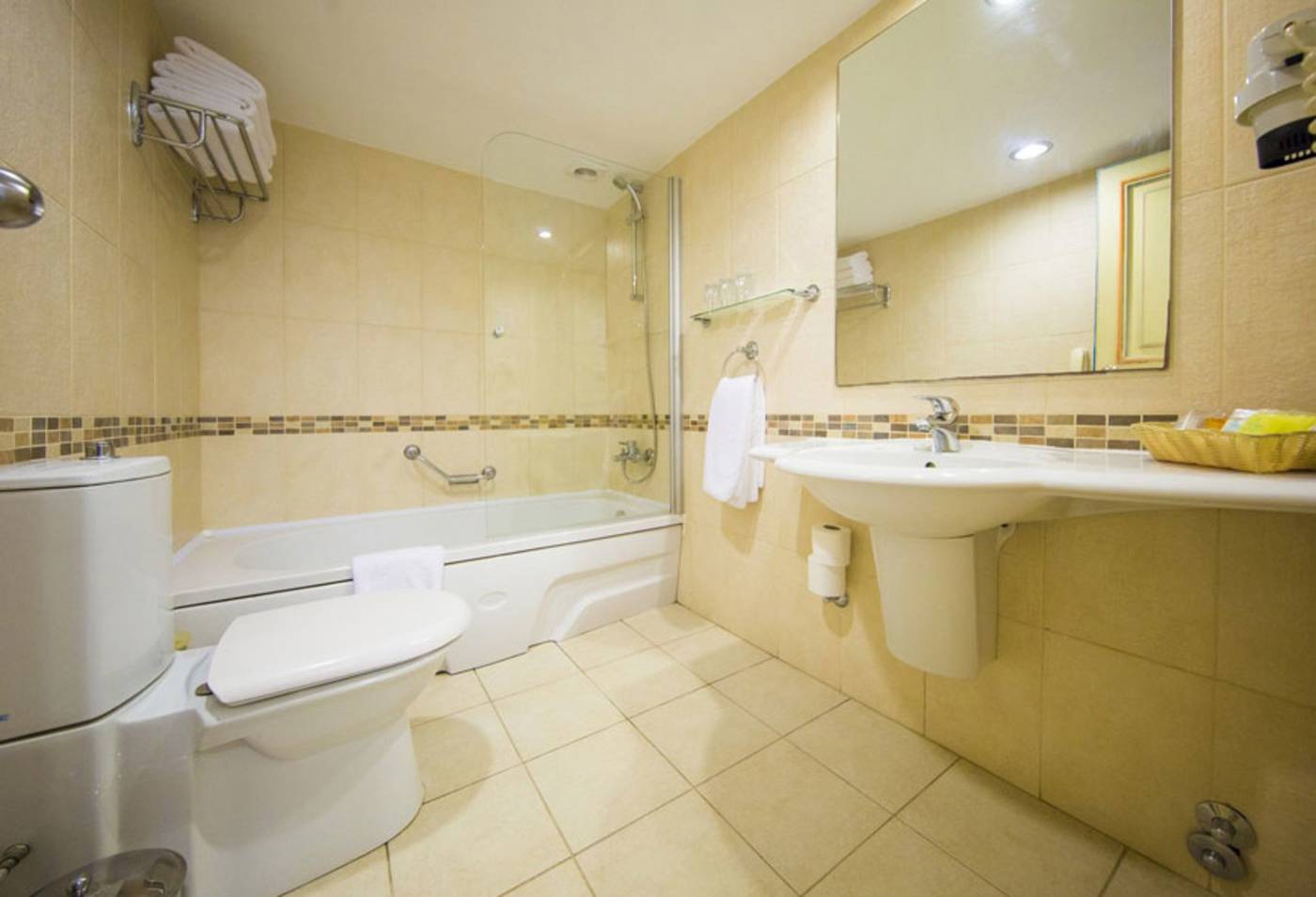 Salmakis-Beach-Resort---Spa-Room-17