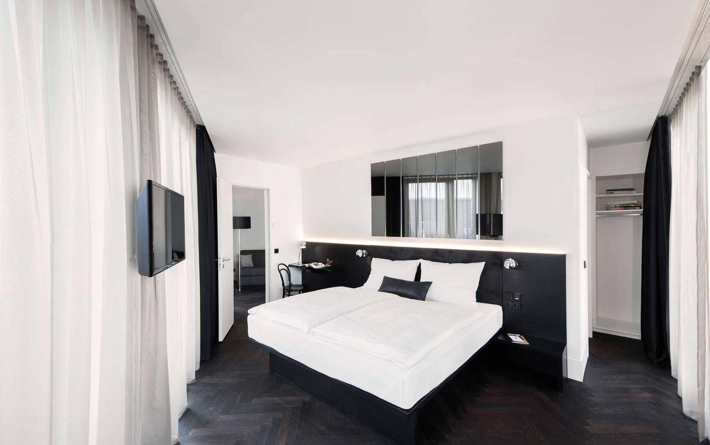 Amano-Grand-Central-Room-20