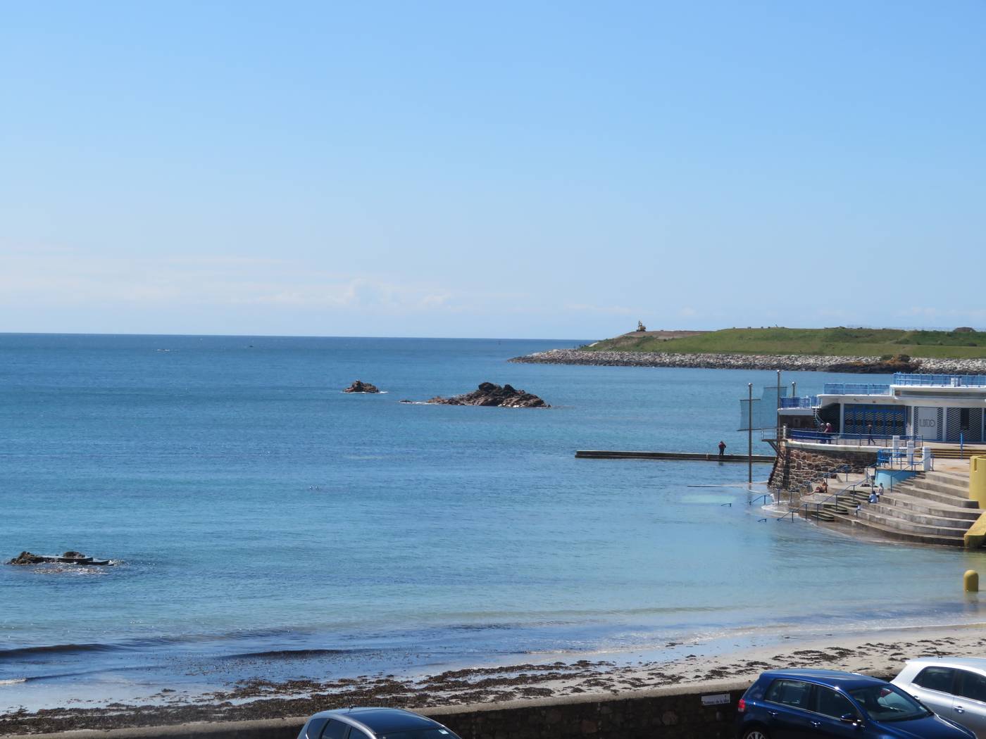 Ommaroo-Hotel-Beach-19