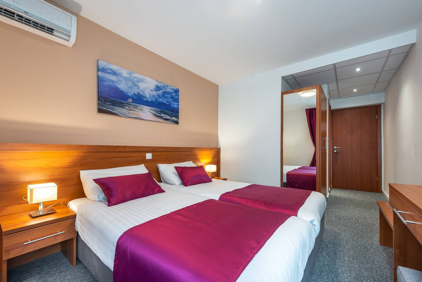 Hotel-Komodor-Room-24