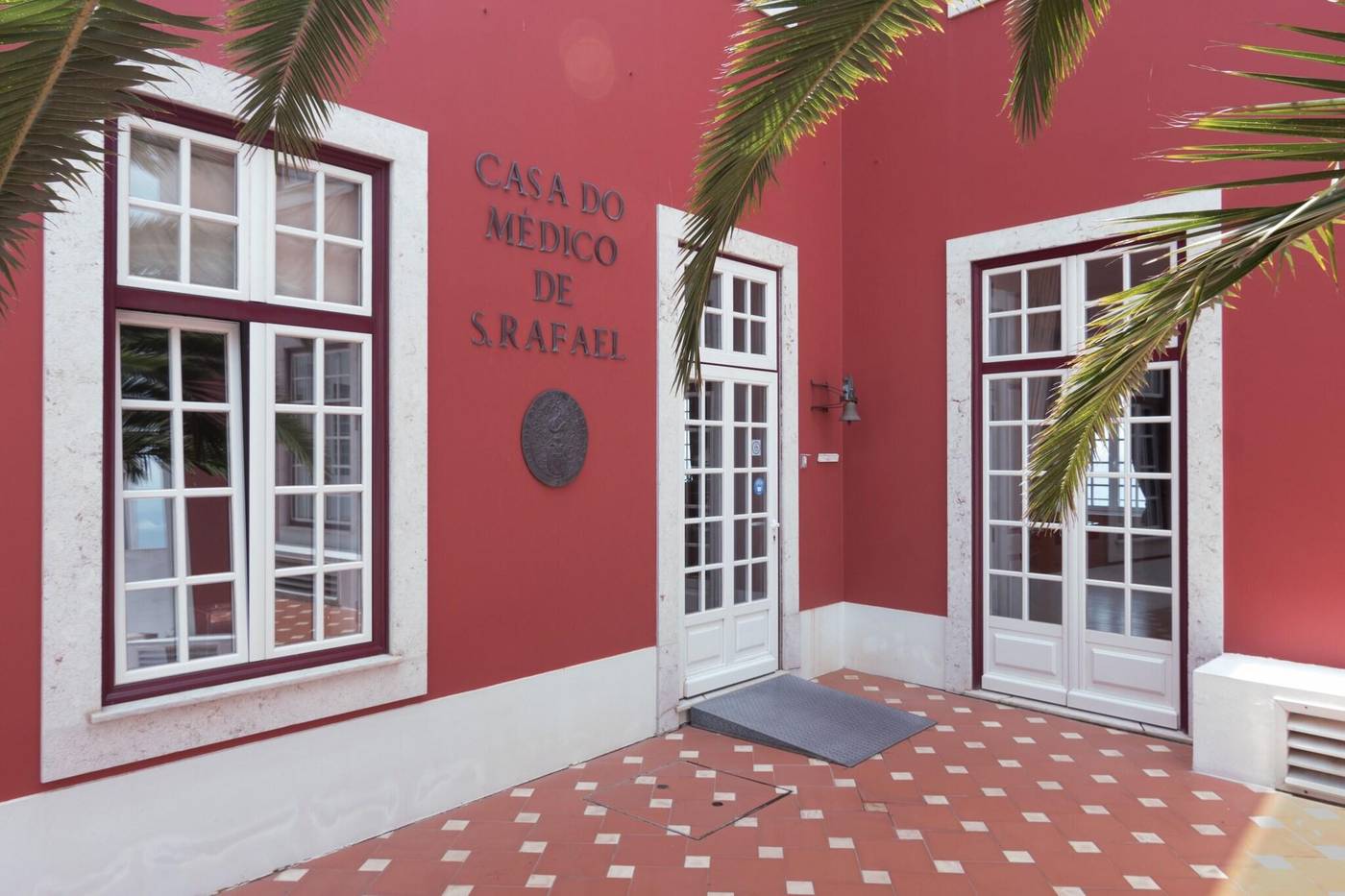 Casa-do-Medico-de-S--Rafael-General-view-6
