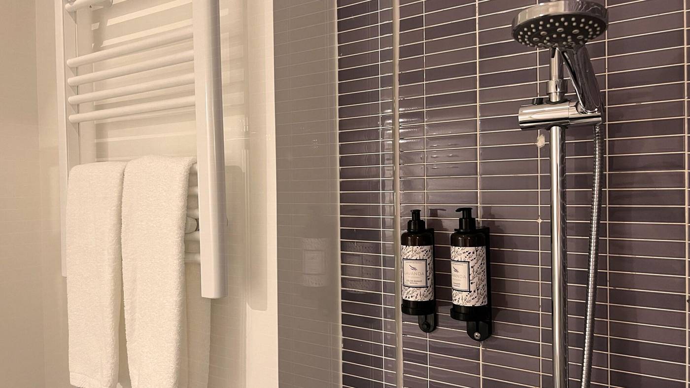 Casa-Do-Bairro-Bed---Breakfast-Room-48