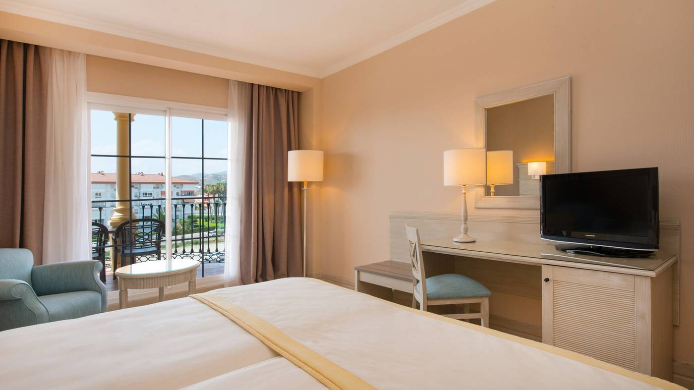 Iberostar-M----laga-Playa-Room-32
