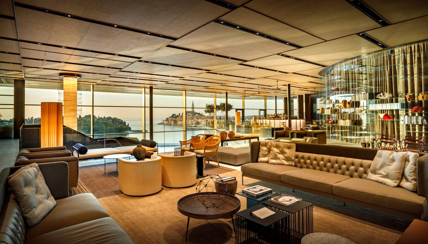 Grand-Park-Hotel-Rovinj-by-Maistra-Collection-Lobby-55