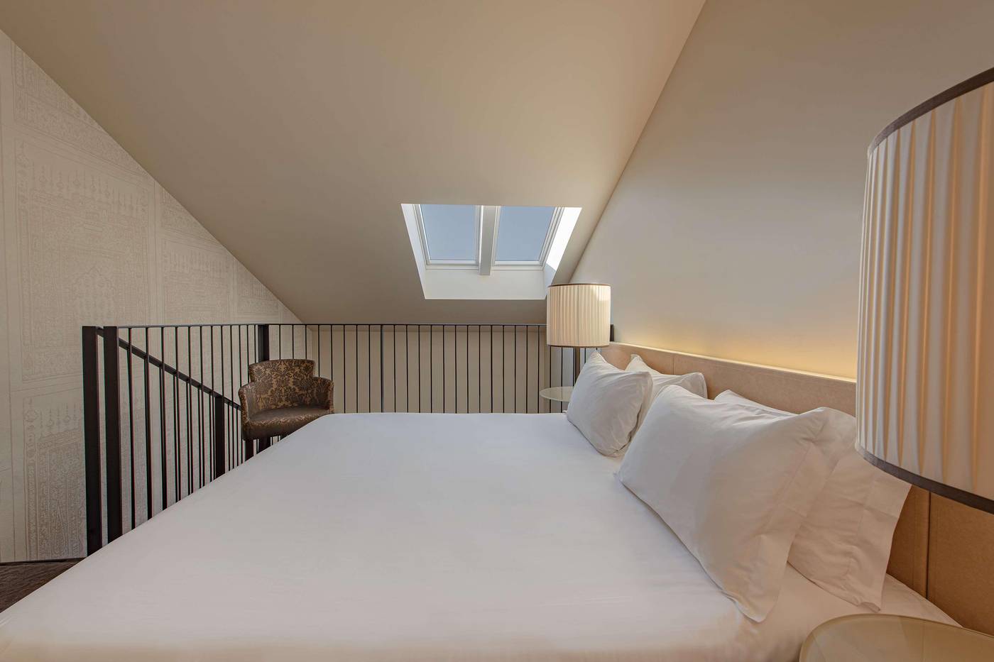 Hyatt-Centric-Murano-Venice-Room-48