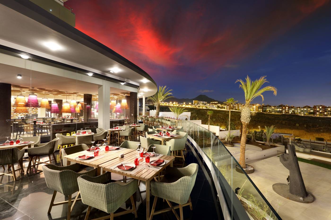 Hard-Rock-hotel-Tenerife-Restaurant-17