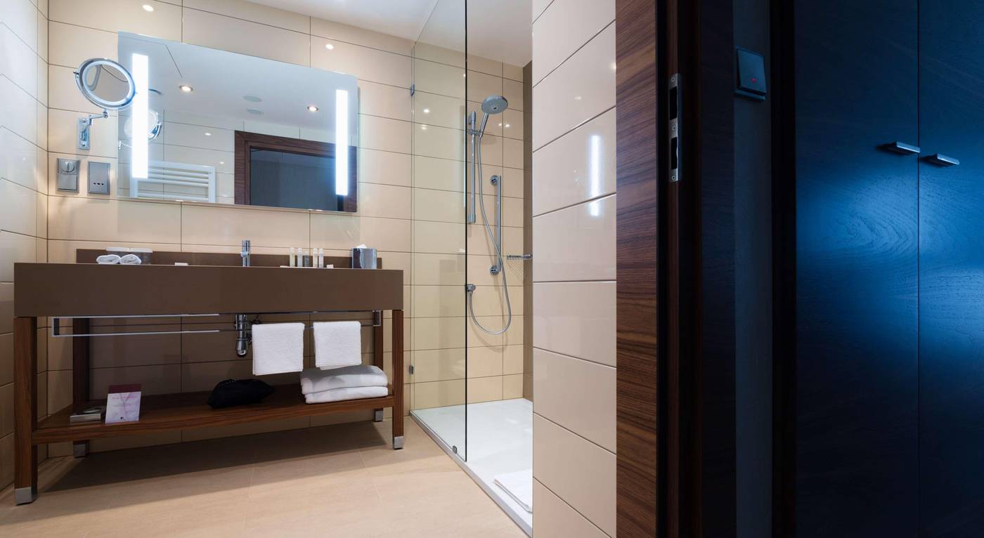 DoubleTree-by-Hilton-Krakow-Hotel---Convention-Cen-Room-47