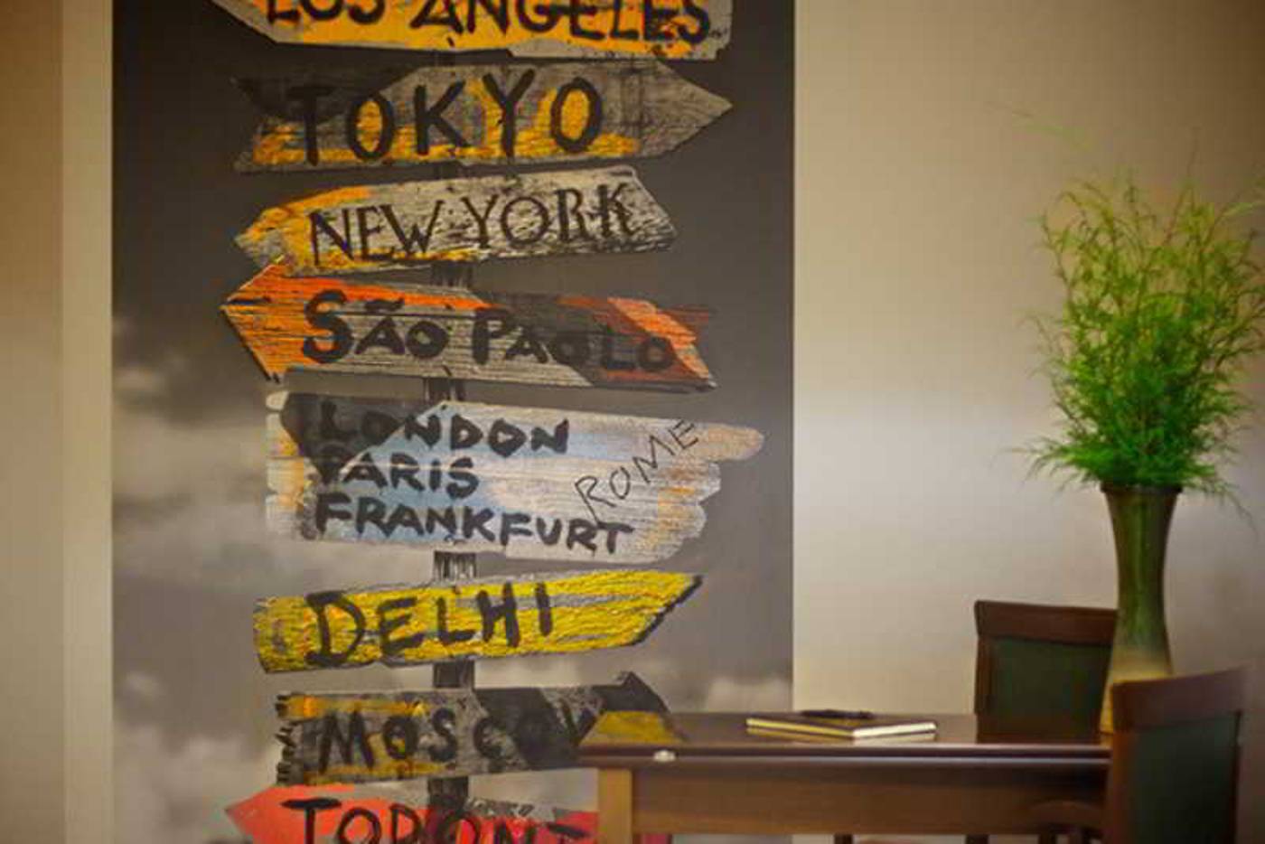 Solimar-Ruby-Lobby-24