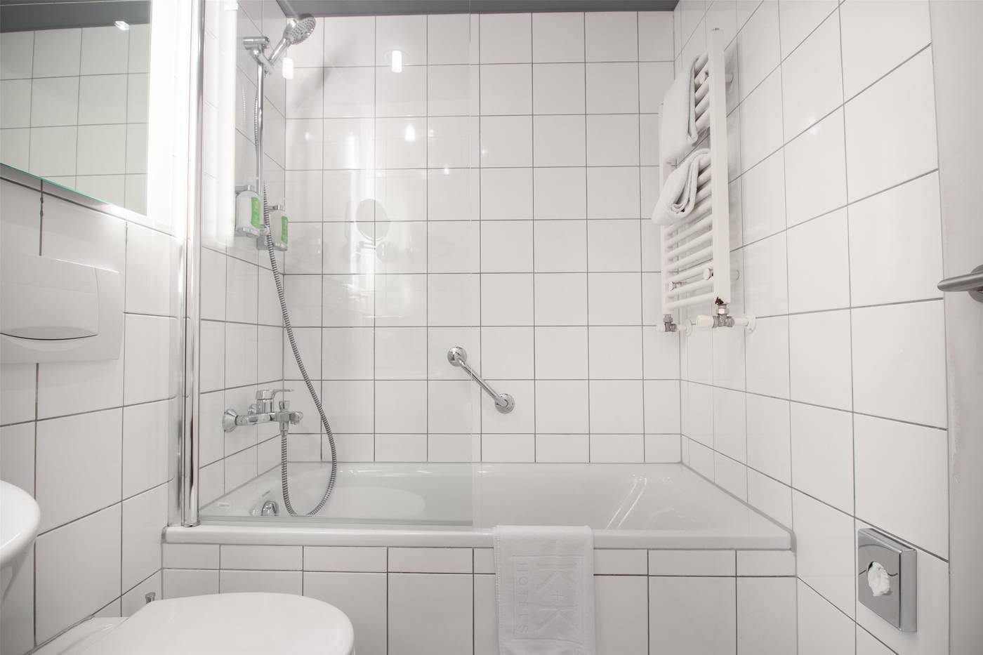 K-K-Hotel-Fenix-Room-49