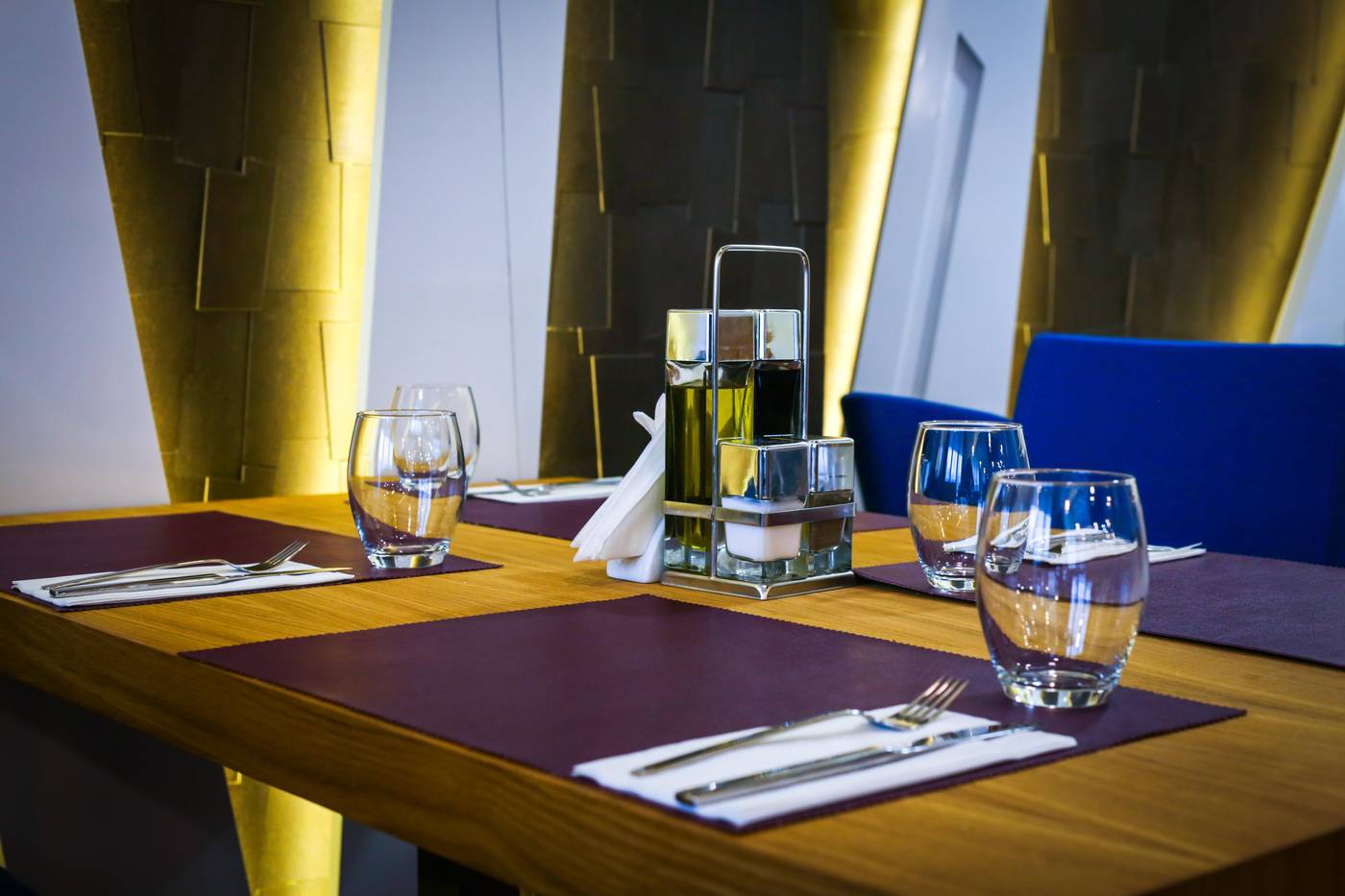 Holiday-Inn-Plovdiv-Restaurant-21