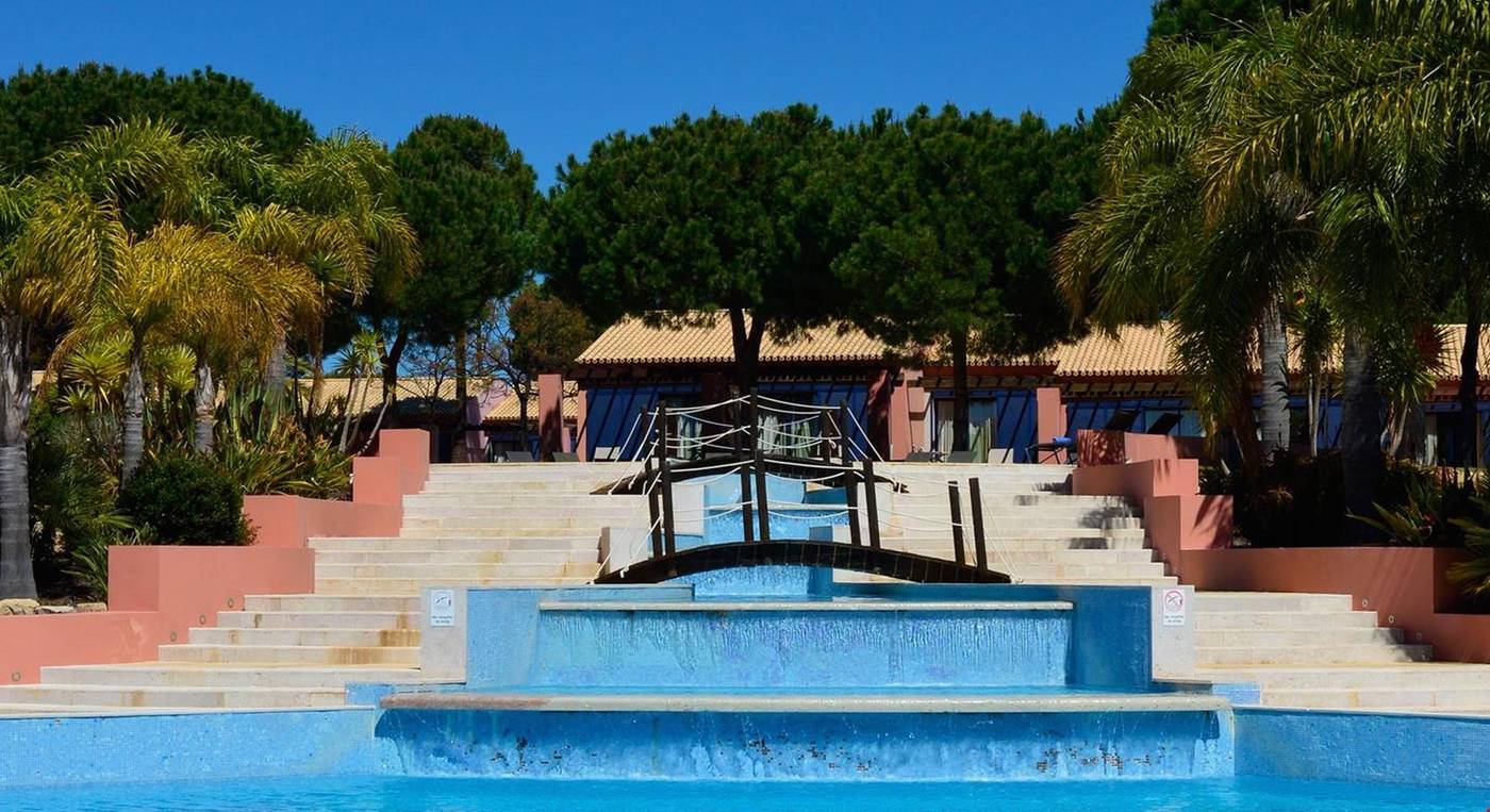 Pestana-Vila-Sol-Golf---Resort-Hotel-General-view-7