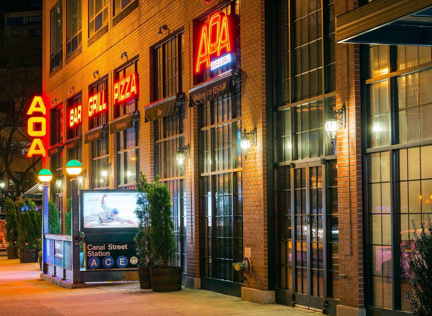 Hilton-Garden-Inn-New-York-Tribeca-Restaurant-8