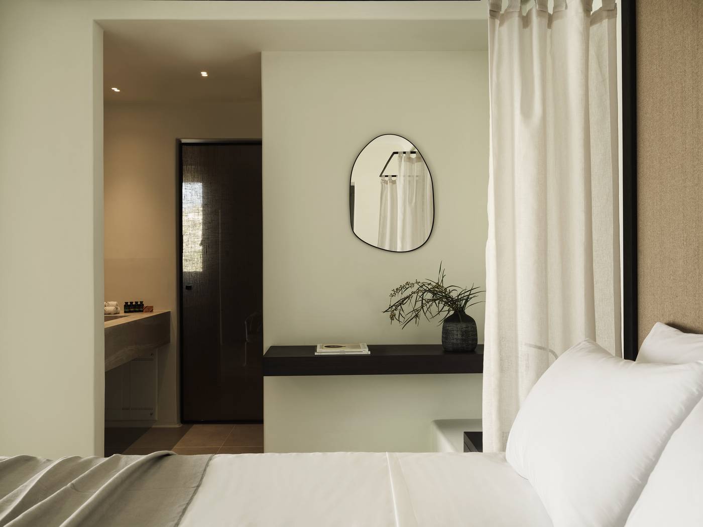 Ezio-Bo-Luxury-Living-Room-31