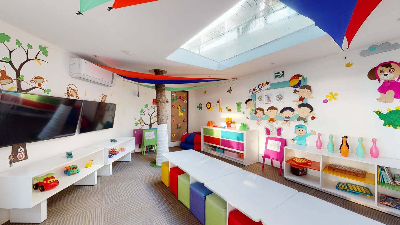 Flamingo-Cancun-Resort-Sports-and-Entertainment-55