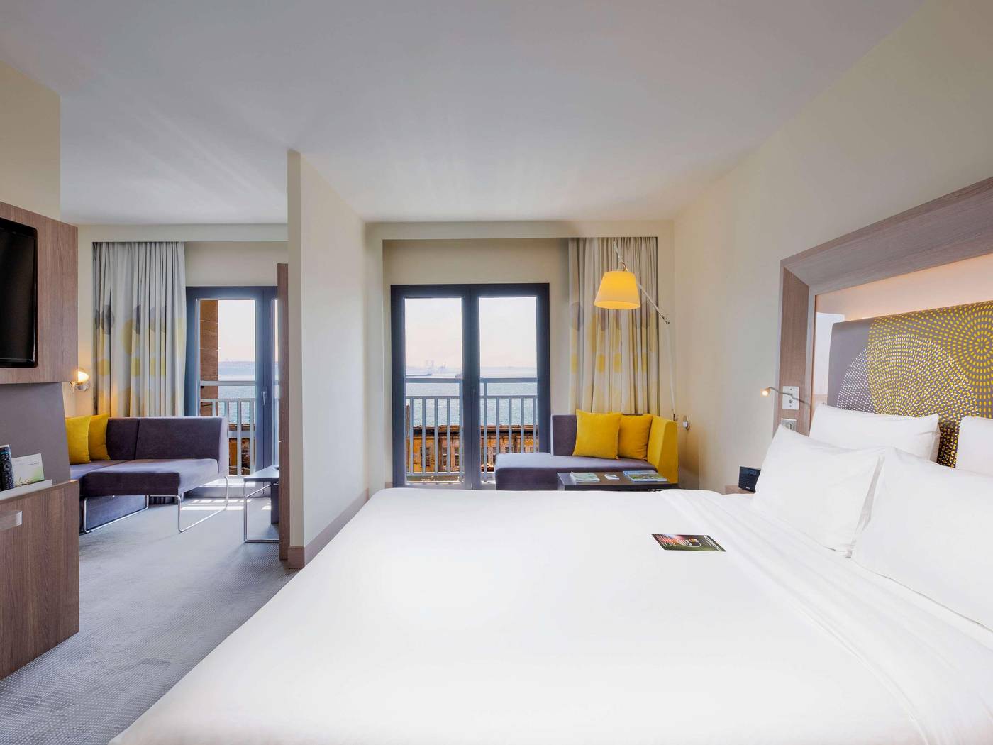 Novotel-Istanbul-Bosphorus-Room-32