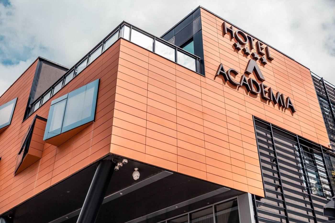 Academia-Croatia-Zagreb-General view-6