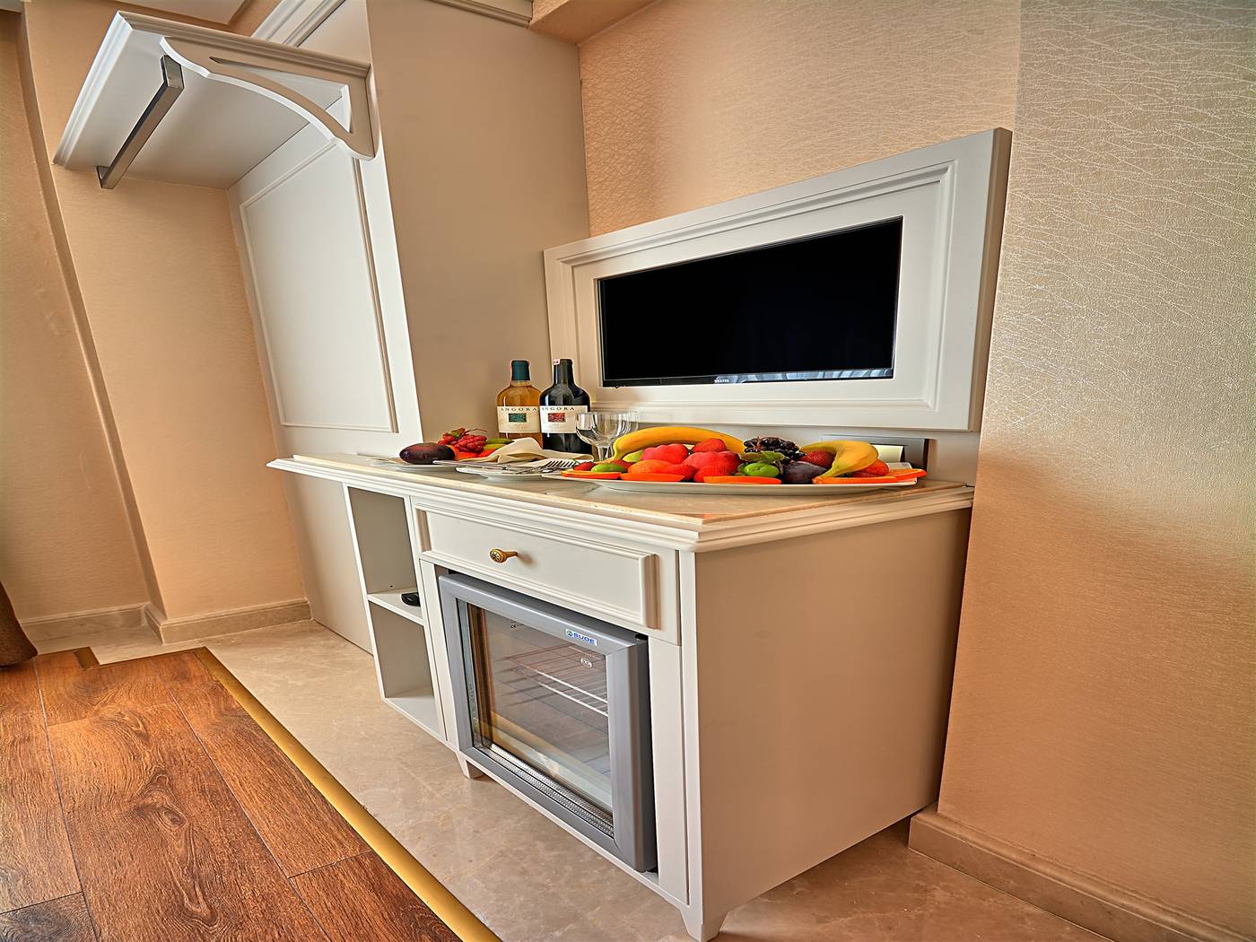 Samir-Deluxe-Hotel-Room-4