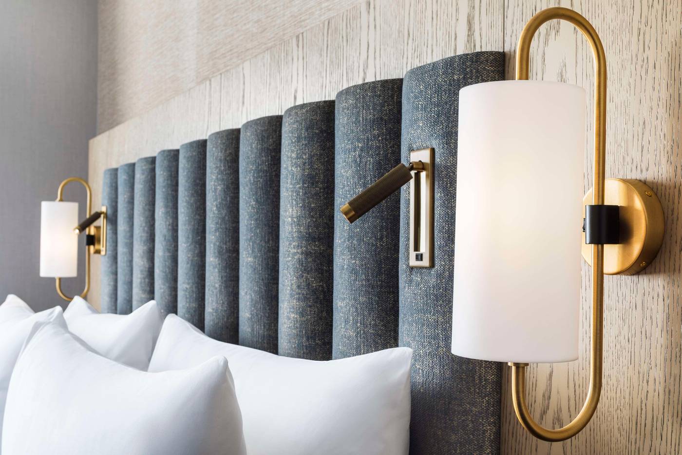 Hyatt-Regency-Jersey-City-on-the-Hudson-Room-21