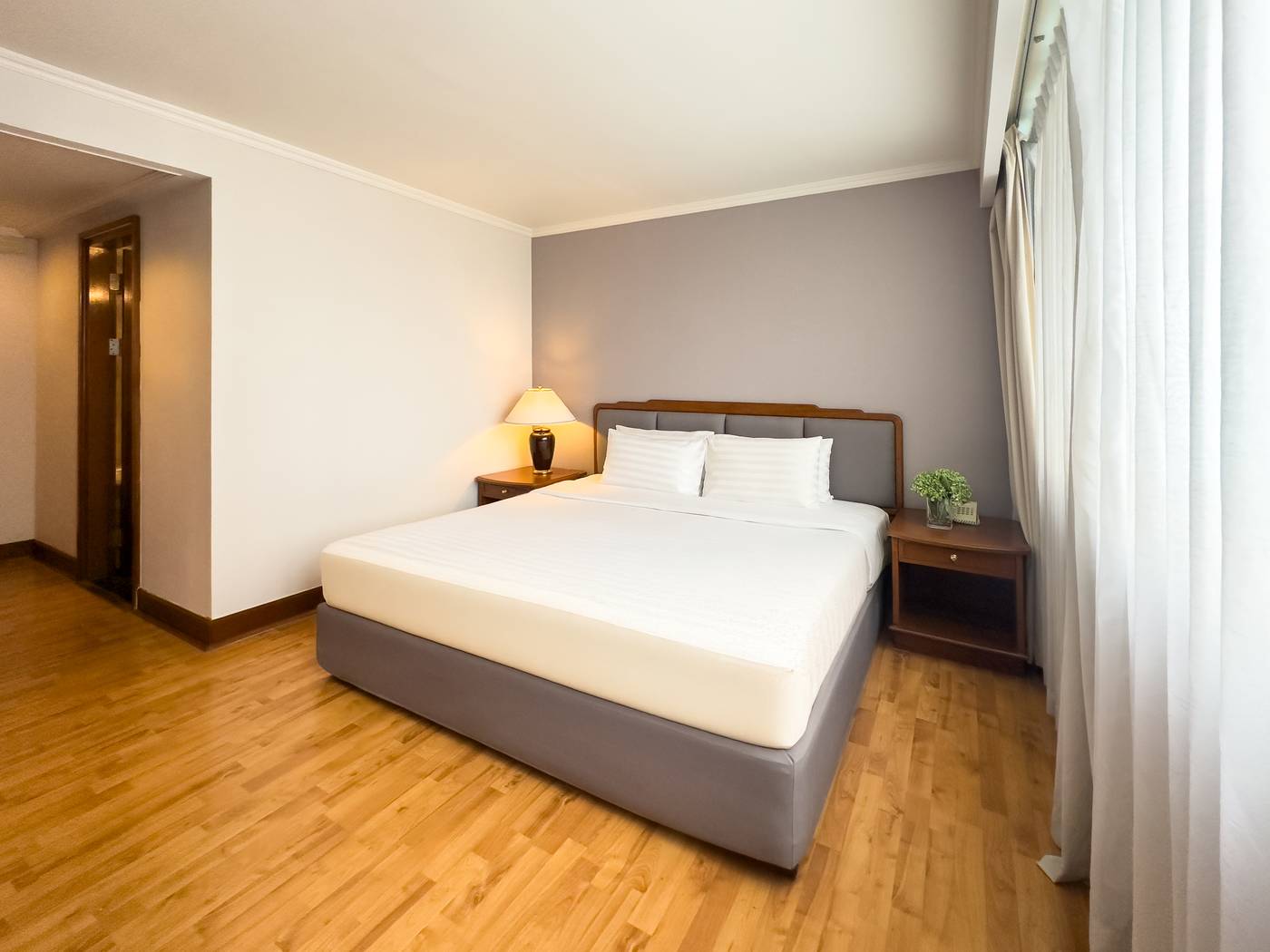 Rembrandt-Residences-Bangkok-Room-26