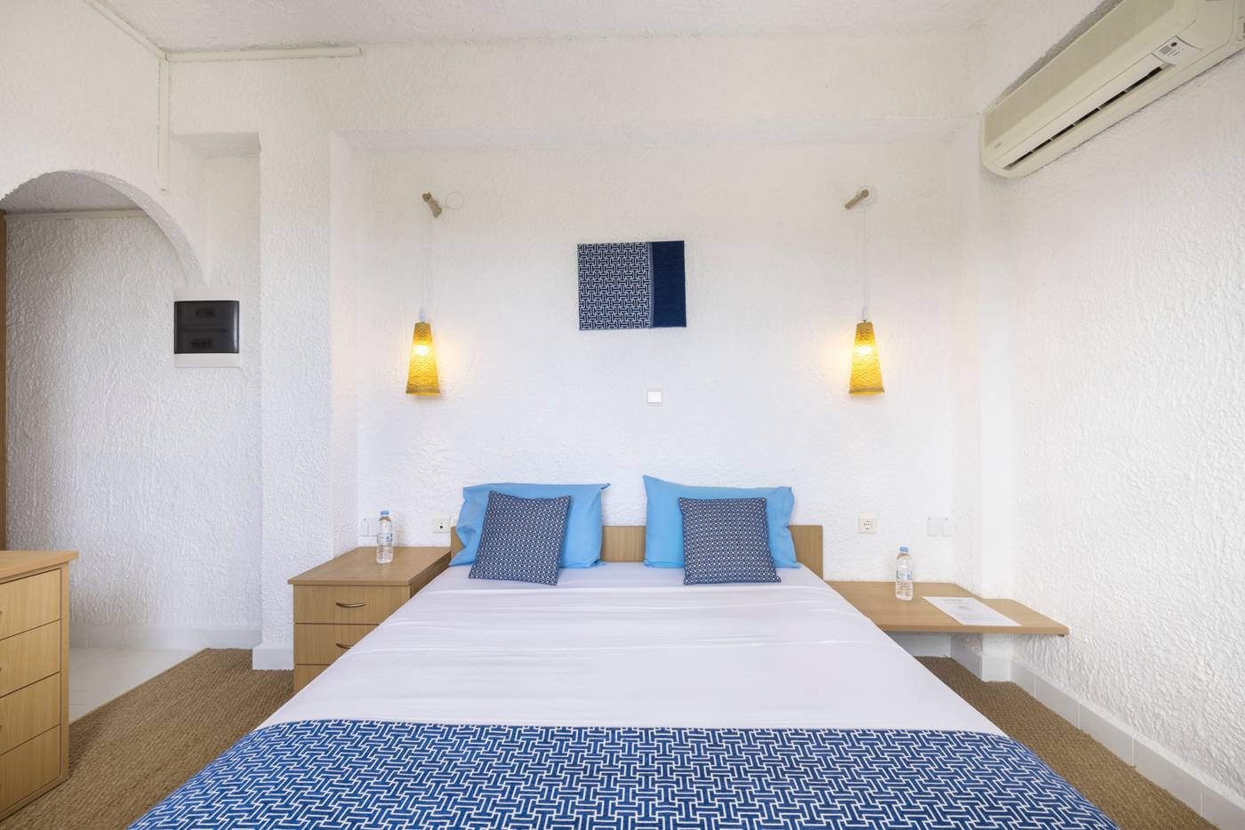 Lassion-Golden-Bay-Room-21