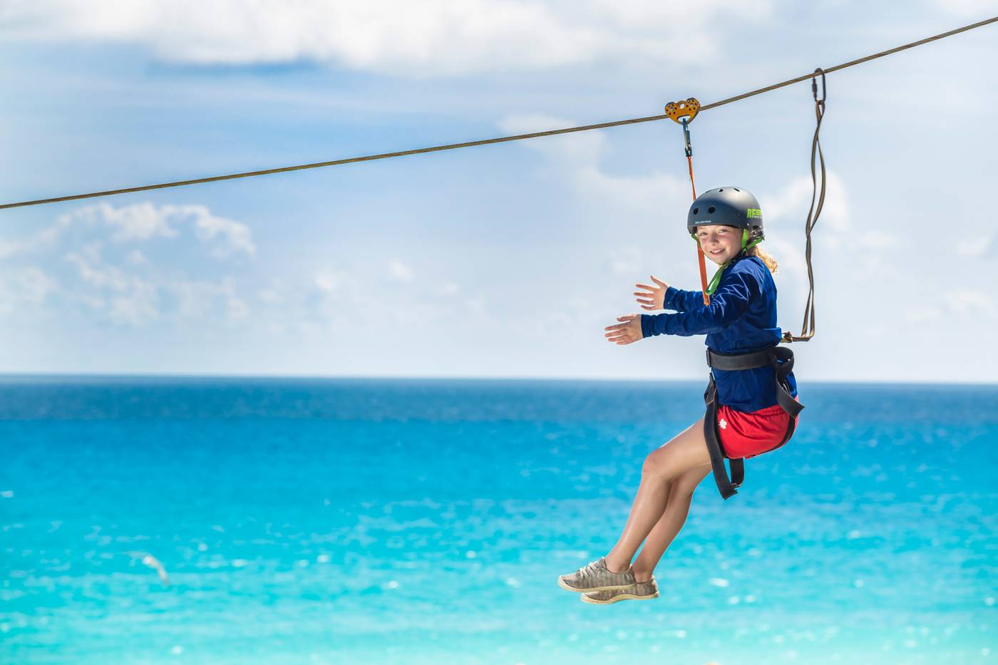 Crown-Paradise-Club-Cancun-Sports-and-Entertainment-18