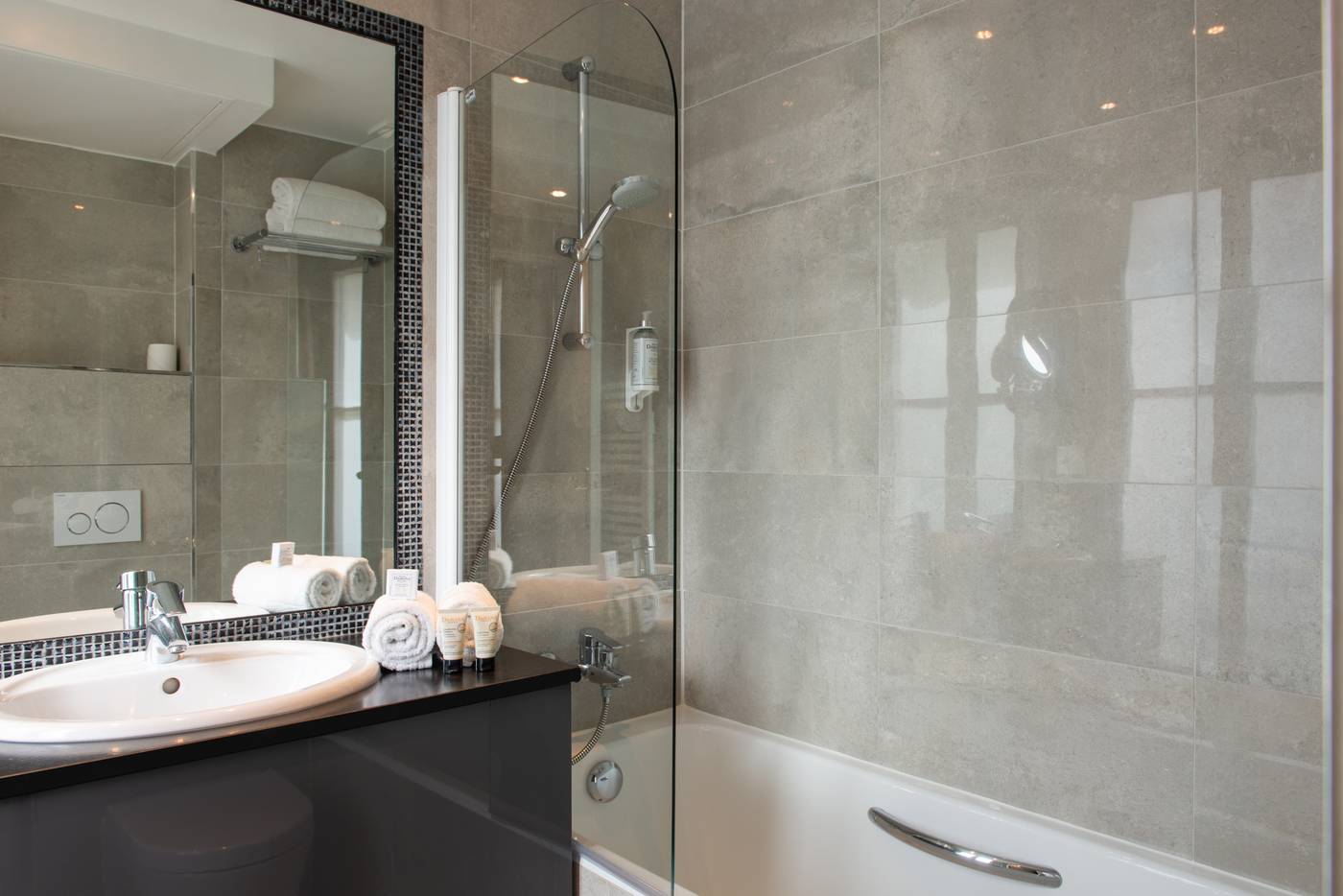 Regence-Etoile-Room-44