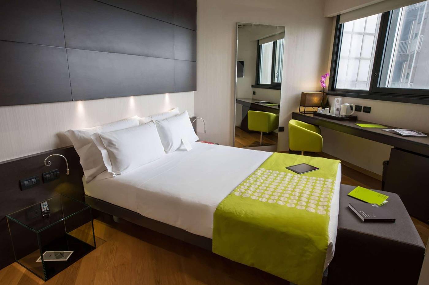 Best-Western-Plus-The-Hub-Hotel-Room-15