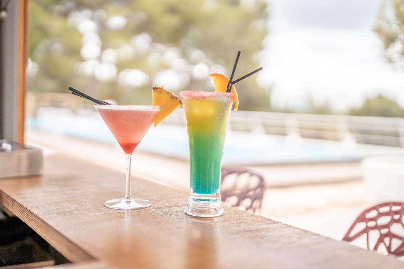 Marble-Hotel-Stella-Maris-Bar-22
