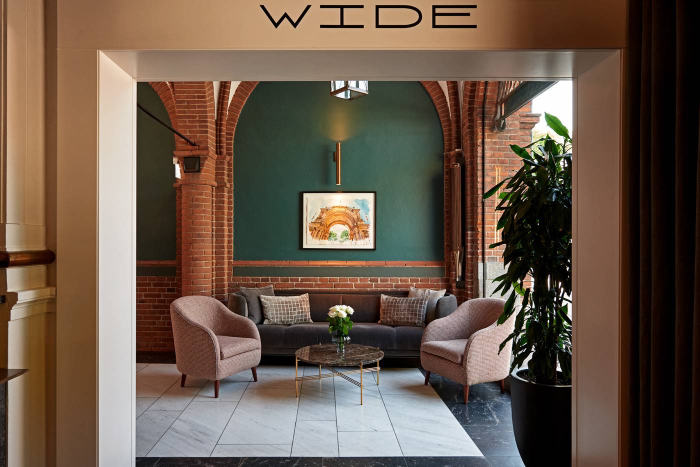 Ascot-Hotel-Lobby-12