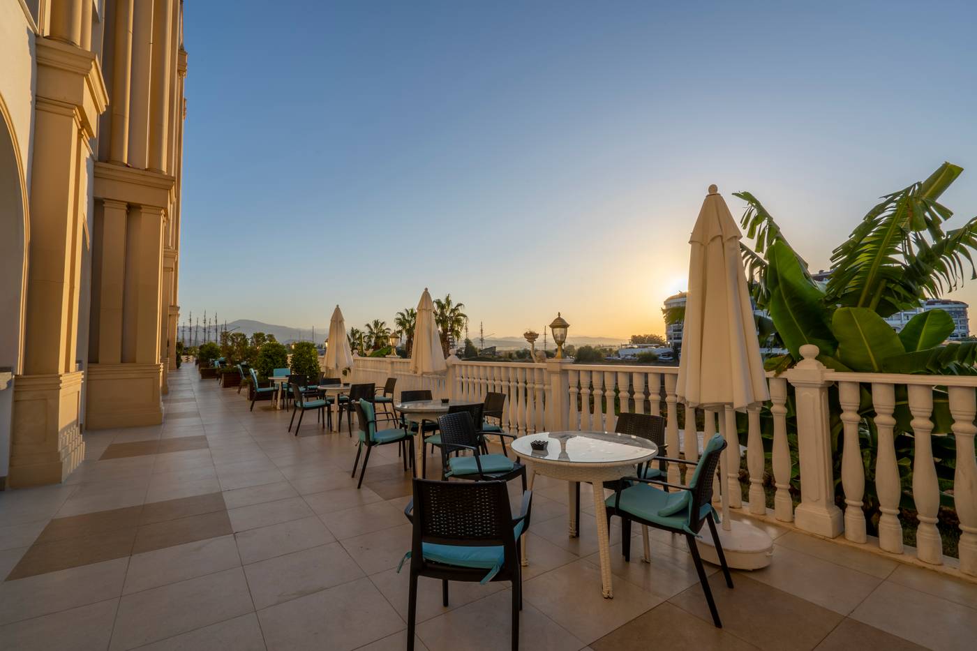 Jadore-Deluxe-Hotel---Spa-General-view-12