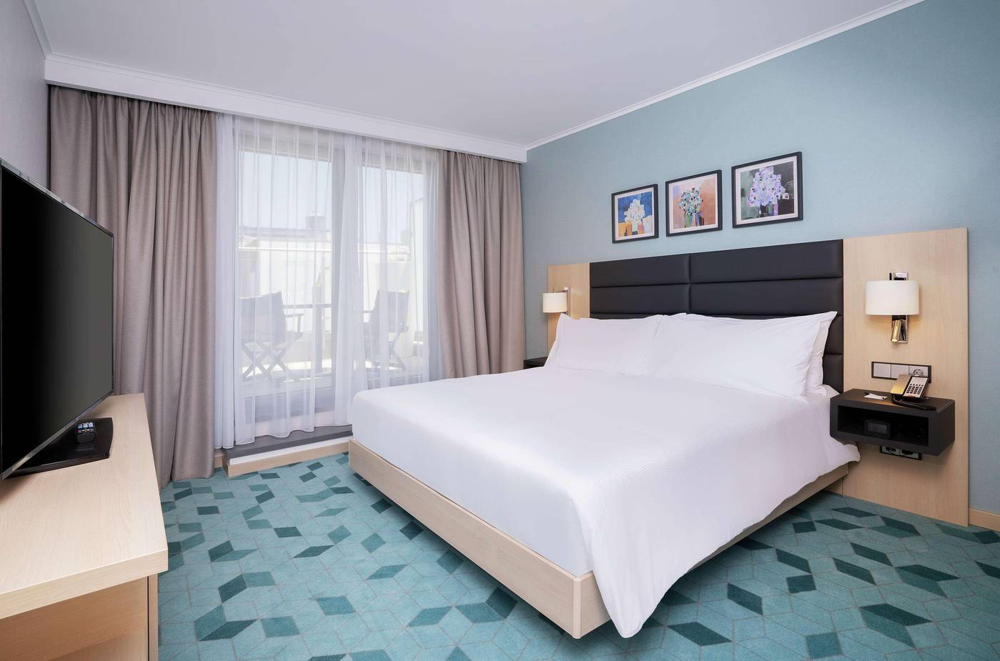 Hilton-Garden-Inn-Budapest-City-Centre-Room-30