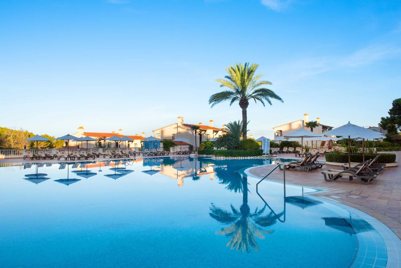 Valentin-Son-Bou-Pool-2