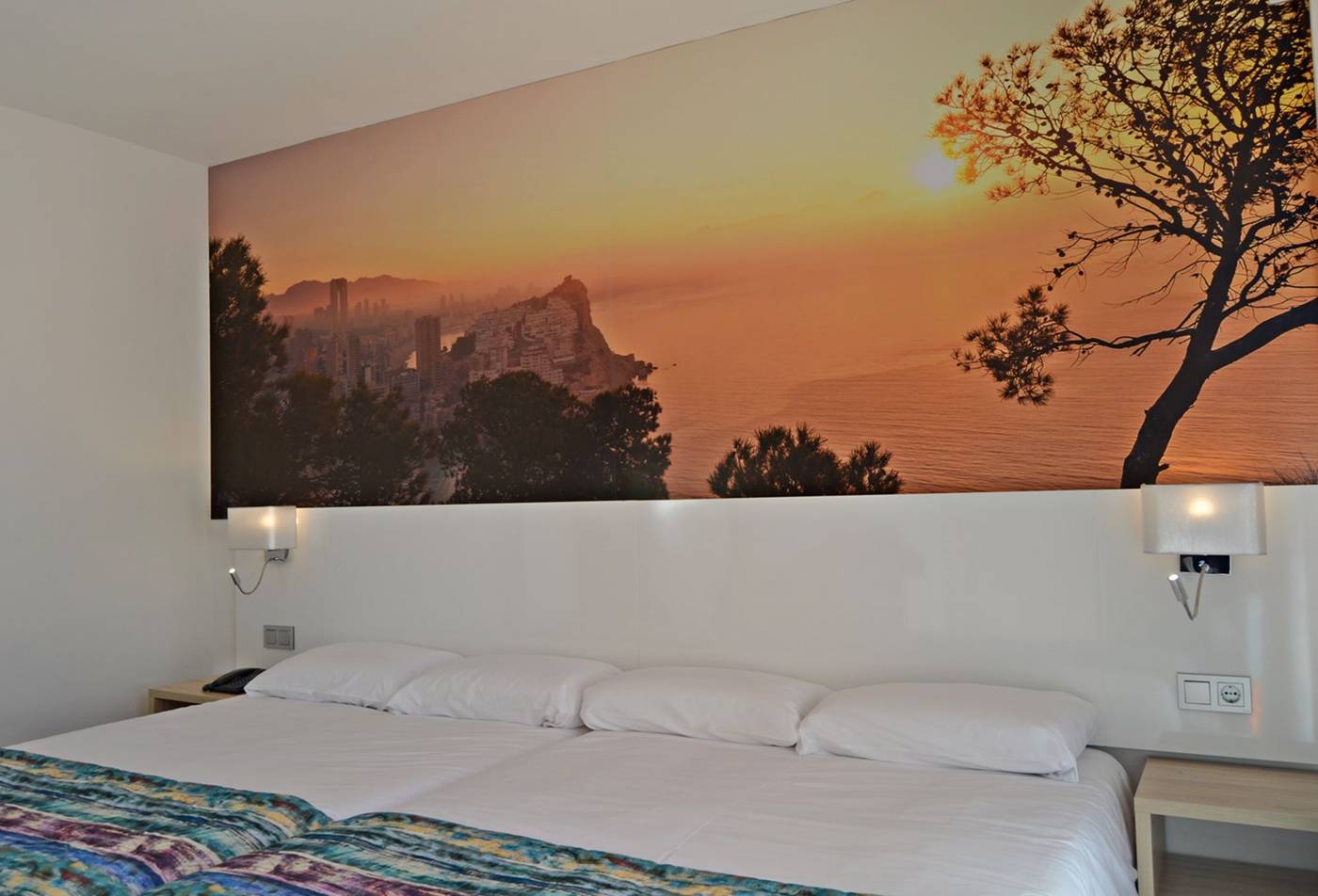 Hotel-Tropic-Room-10