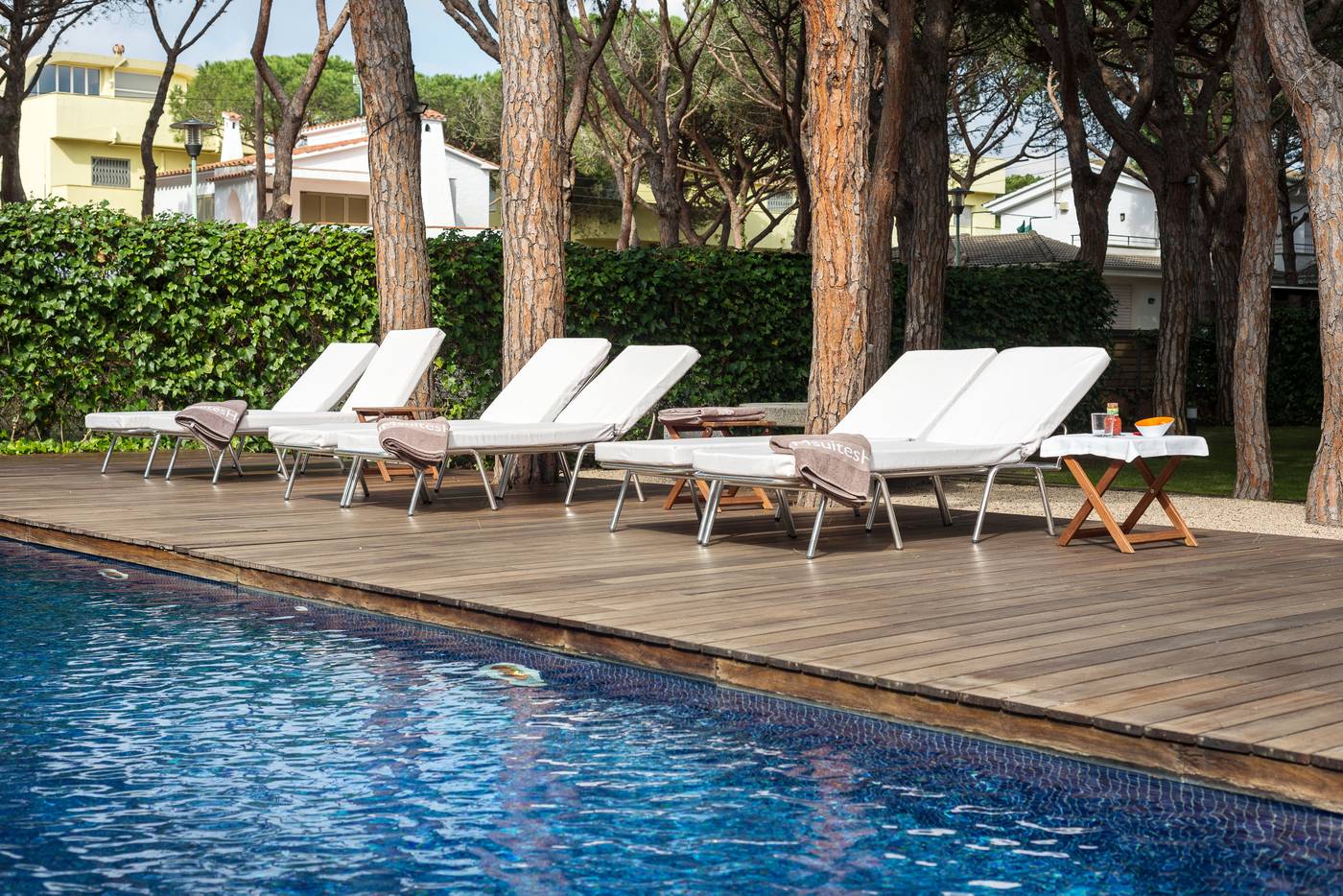 NM-suites-Hotel-Pool-7