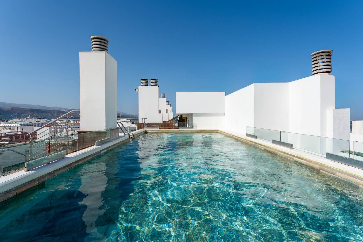 EXE-Las-Palmas-Pool-2