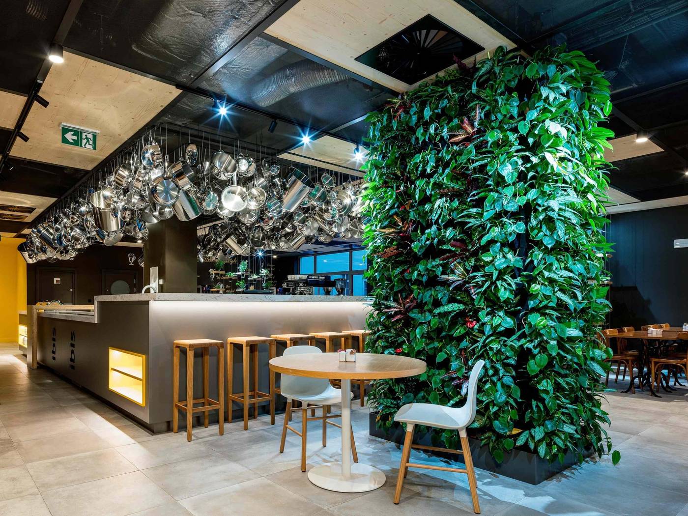 Ibis-Praha-Wenceslas-Square-Restaurant-18