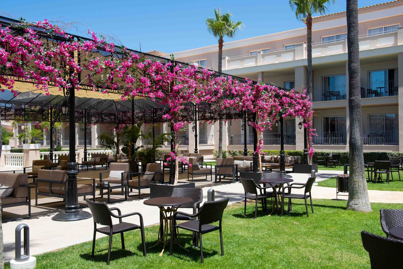 Valentin-Sancti-Petri-Terrace-5