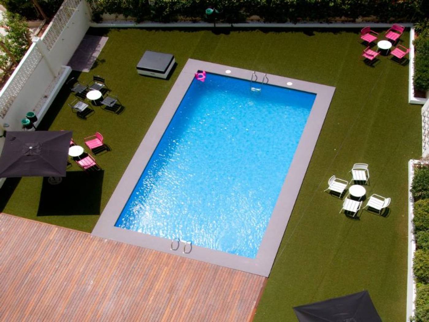 Now-Benidorm---Adults-Recommended-Pool-1