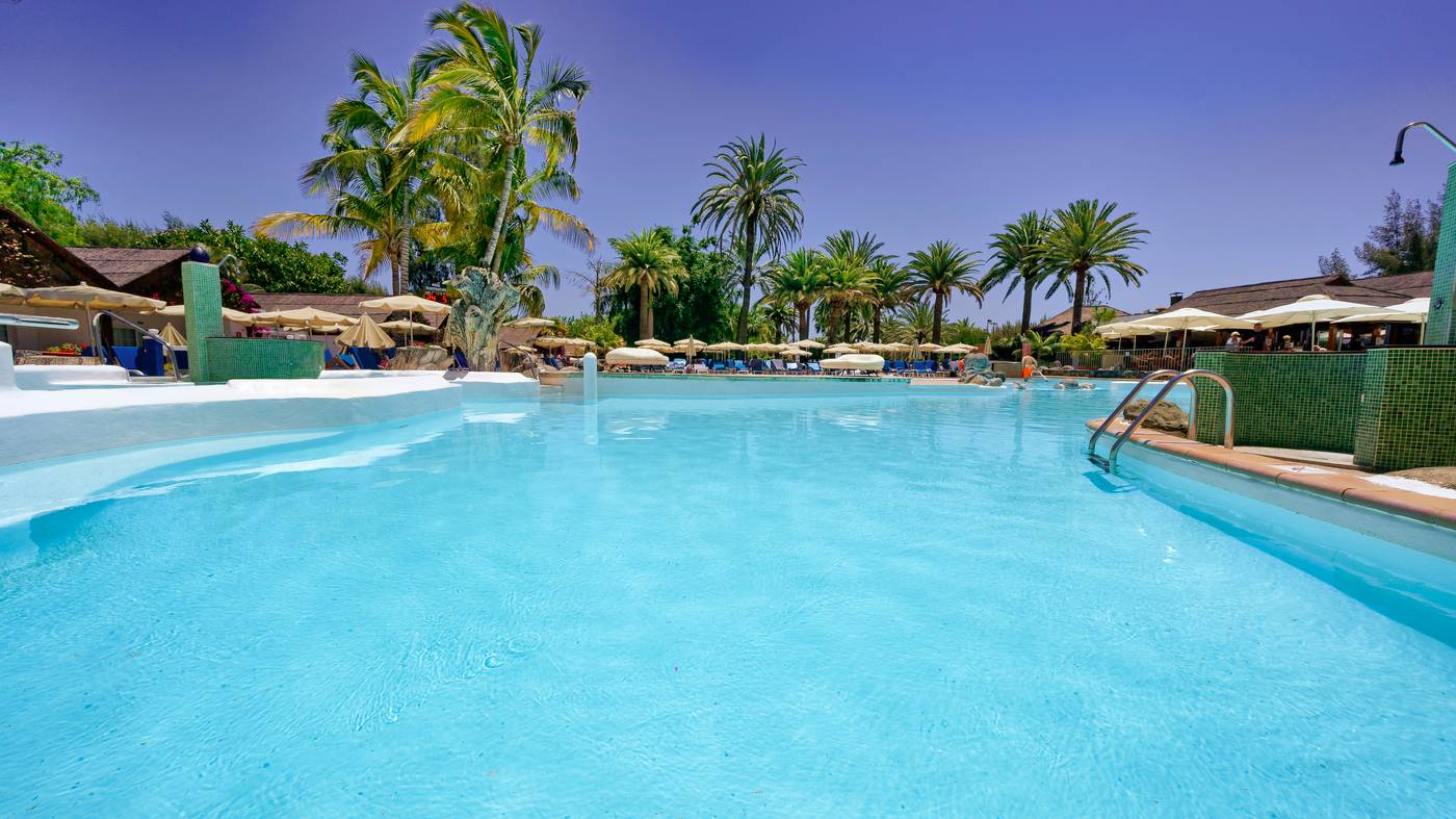 Costa-Canaria-Pool-3