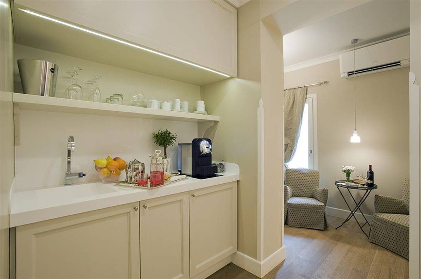 Crossing-Condotti-General-view-4